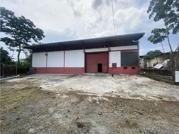 Venta de galera en Juan Díaz