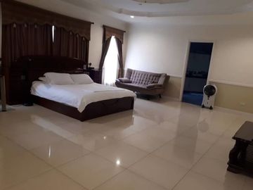Fully Furnished - Spacious House for Rent with 4 BR in Angeles City Near SM Clark