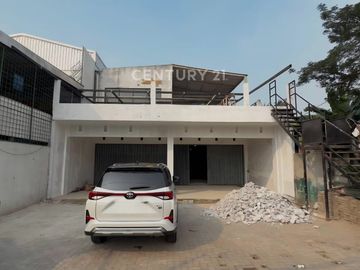 DISEWAKAN BANGUNAN GUDANG 2 LANTAI DI CILEDUK