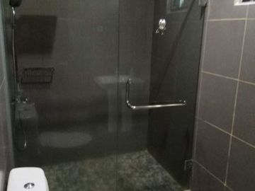Rumah 2 lantai di Perum Paradise jalan Palagan km 7