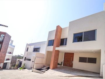 Casa en Condominio en Delicias Cuernavaca - CAEN-1010-Fr*