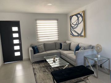 CASA  EN VENTA BALCONES SAN PATRICIO ESCOBEDO