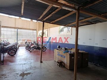 ¡OPORTUNIDAD ÚNICA EN EL MEJOR PUNTO COMERCIAL DE LA CIUDAD!

¡Impulsa tu negocio en el corazón de la ciudad! Te presentamos este amplio local comer