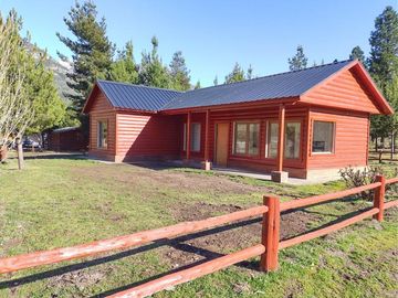 Epuyén, casa de 70 m2 en Aldea San Francisco Usd 72.000 ( antes USD 84.000)