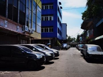 2unit Ruko dijual di Darmo Park I *TD
