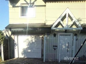 Venta Casa En Castelar Norte 4 amb Con Pileta