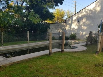 Venta Casa En Castelar Norte 4 amb Con Pileta