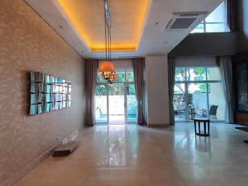 DIJUAL APARTEMEN THE PAKUBUWONO RESIDENCES 548sqm 2 STOREY TOWNHOUSE