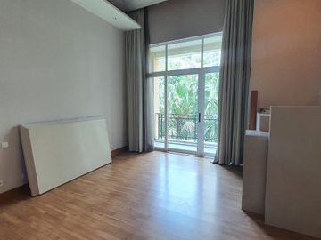 DIJUAL APARTEMEN THE PAKUBUWONO RESIDENCES 548sqm 2 STOREY TOWNHOUSE