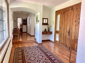 Casa en Venta en Otoñal / Quebrada Honda