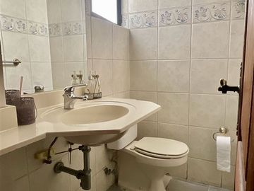 Casa en Venta en Otoñal / Quebrada Honda