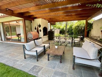 Casa en Venta en Otoñal / Quebrada Honda
