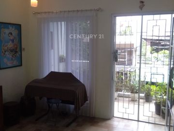 Rumah 2 Lantai Di Jual Di Pondok Ungu Permai