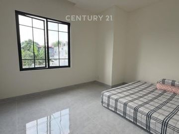 Disewakan Per Thn Rumah Siap Huni  Di Citra Garden Bintaro