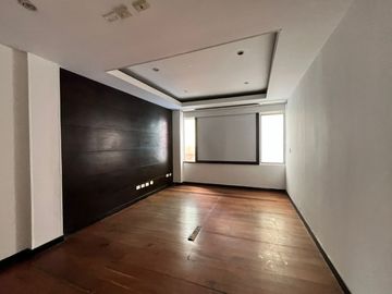 edificio en arriendo/venta en chapinero central. Cod A700710