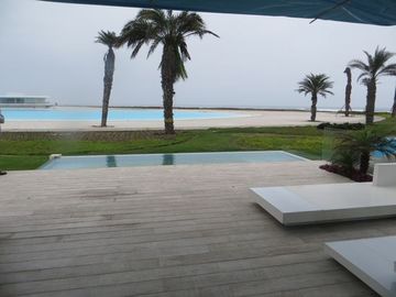 LINDA CASA PRIMERA FILA LA JOLLA ASIA ESPECTACULAR LAGUNA ARTIFICIAL