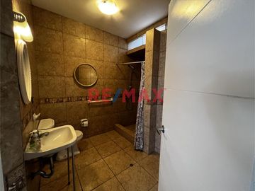 Vendo Hermosa Casa Amoblada En Condominio Moravia I, Km. 89.9 Panamericana Sur!!