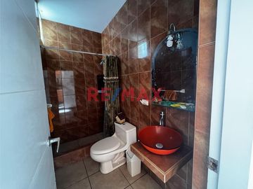 Vendo Hermosa Casa Amoblada En Condominio Moravia I, Km. 89.9 Panamericana Sur!!