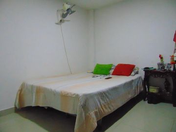 casa en venta en la cruz. Cod V88595