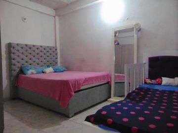 casa en venta en la cruz. Cod V88595