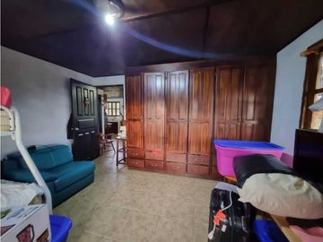 VENDO CASA EN VOLCN