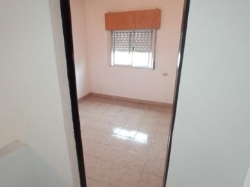 Departamento Tipo Casa en venta en Lanus Este