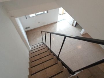 Departamento Tipo Casa en venta en Lanus Este
