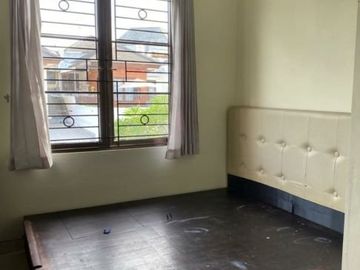 DIJUAL RUMAH MURAH SIAP HUNI DI DE LATINOS BSD