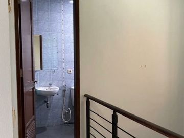 DIJUAL RUMAH MURAH SIAP HUNI DI DE LATINOS BSD