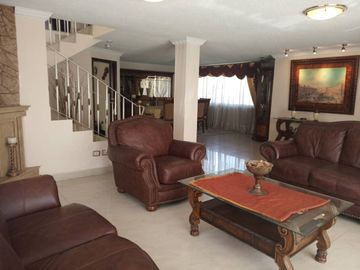 Venta de Casa Amoblada en Quito
