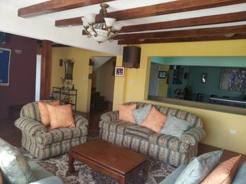 Venta de Casa Amoblada en Quito
