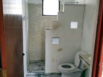 CASA EN VENTA EN MERIDA, EN ESQUINA, ZONA ORIENTE, FRAC. NUEVA PACAPTÚN