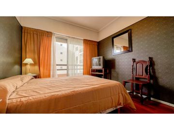 Departamento tres ambientes. Viamonte 2100. Mar del Plata. Venta.