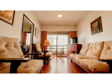 Departamento tres ambientes. Viamonte 2100. Mar del Plata. Venta.