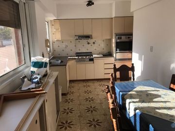 VILLA DEL PARQUE - EXCELENTE DEPARTAMENTO 3 DORMITORIOS Y DEPENDENCIA