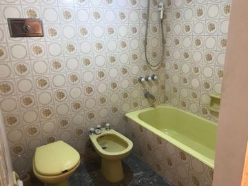 VILLA DEL PARQUE - EXCELENTE DEPARTAMENTO 3 DORMITORIOS Y DEPENDENCIA