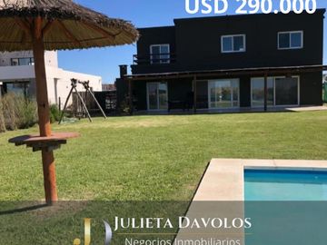 Casa en Venta 6 ambientes Barrio El Canton Norte a la laguna