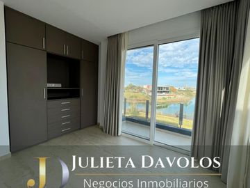 Casa en Venta 6 ambientes Barrio El Canton Norte a la laguna