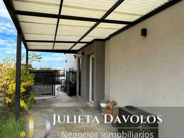 Casa en Venta 6 ambientes Barrio El Canton Norte a la laguna