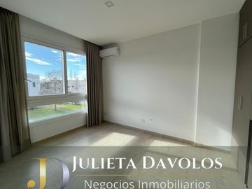 Casa en Venta 6 ambientes Barrio El Canton Norte a la laguna
