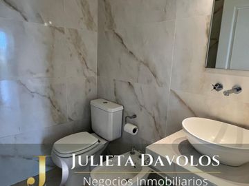 Casa en Venta 6 ambientes Barrio El Canton Norte a la laguna