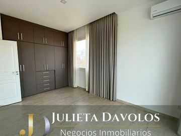 Casa en Venta 6 ambientes Barrio El Canton Norte a la laguna