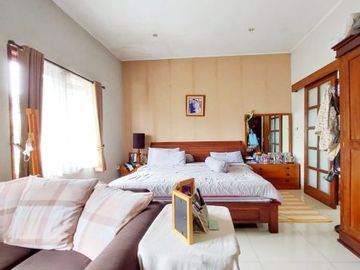 Rumah Modern luas 144 m2 arah selatan di Maleo Bintaro Jaya, GB-8033
