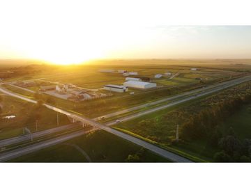 Lote en venta Parque Industrial San Lorenzo UNICO SOBRE AUTOPISTA