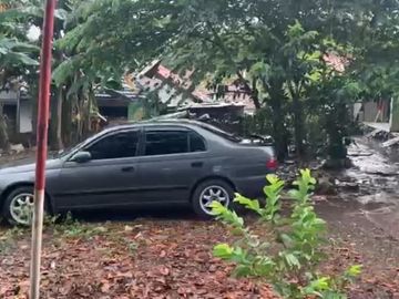 Dijual Tanah dan Kontrakan 2 pintu Omset 25 jt/Th Shm Lt 614m&sup2; 3 Milyar