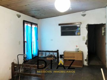 Excelente propiedad para inversión enfrente el Hospital nuevo de Santa Rosa, provincia de La Pampa.  T