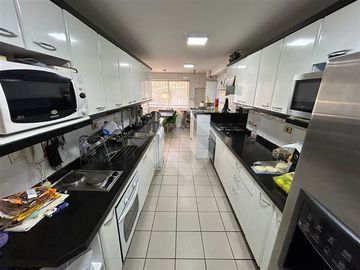 Casa en Venta en PLL La Dehesa Antigua, colegio Los Alerces
