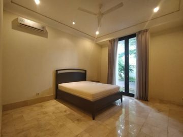Disewakan Rumah Mewah di Kemang Utara Jakarta Selatan