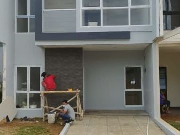 RUMAH PONDOK GEDE BEKASI 2 LANTAI DEKAT TOL JORR