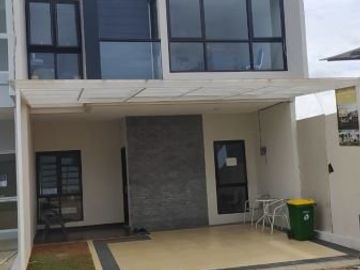 RUMAH PONDOK GEDE BEKASI 2 LANTAI DEKAT TOL JORR